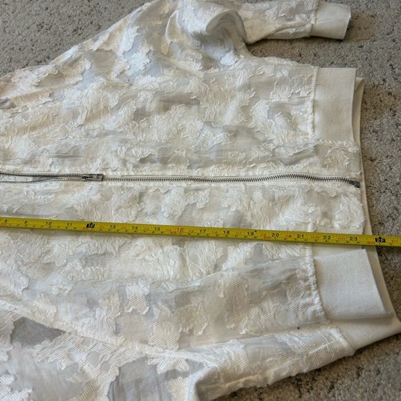 The Korner (Anthropologie) L White Lace Bomber Jacket EUC - Picture 13 of 15